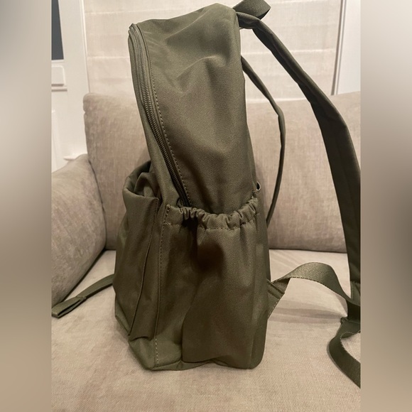 Beis The Beisics Backpack, olive green, NWOT - Picture 4 of 11